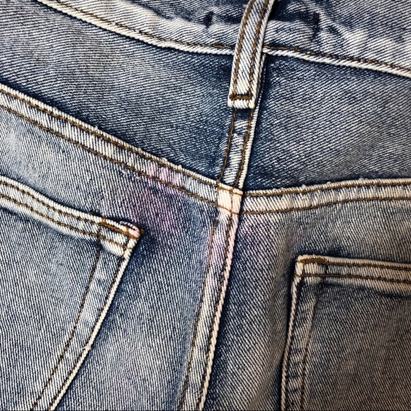 high waisted cutoff short w/ metal embellishments - Picture 6 of 8